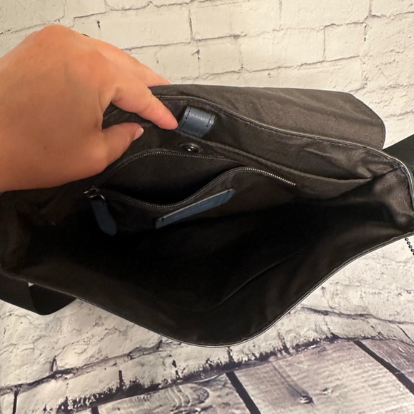 Coach messenger bag - Picture 2 of 2